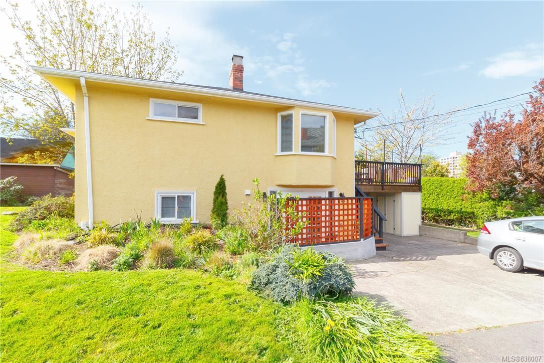 I have sold a property at 613 Marifield Ave in Victoria
